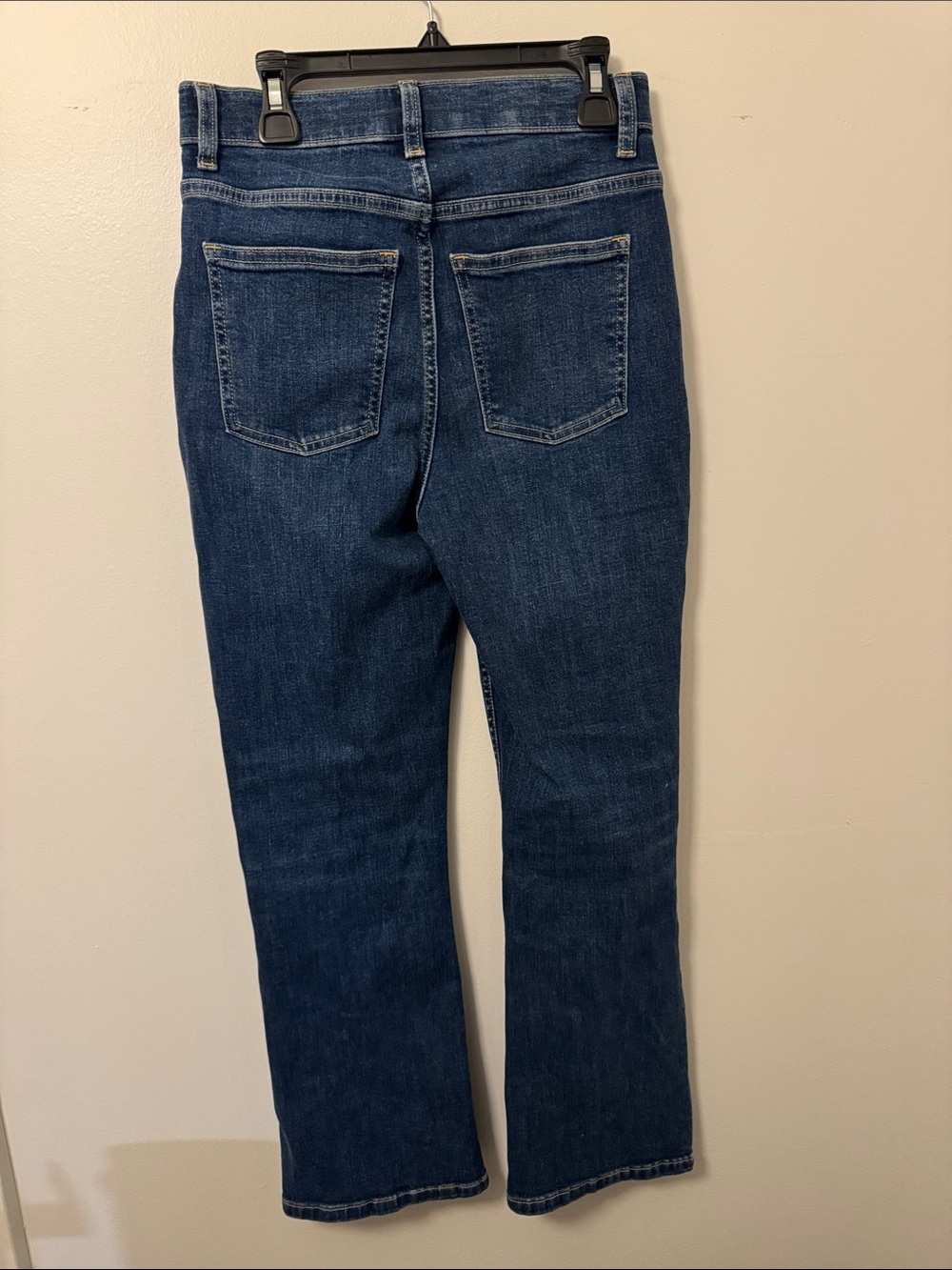 NWT SPANX Lycra fitsense kick flare denim in Bennett wash, size 4 - Picture 3 of 6